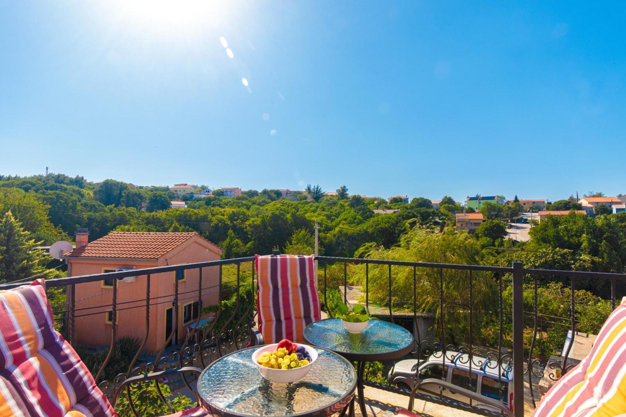 Apartments Lina Vrh  Εξωτερικό φωτογραφία