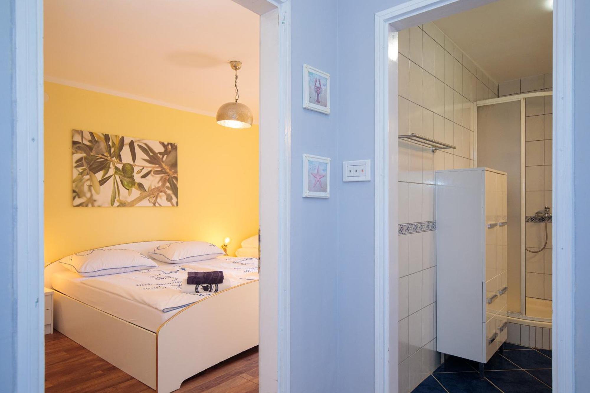 Apartments Lina Vrh  Εξωτερικό φωτογραφία
