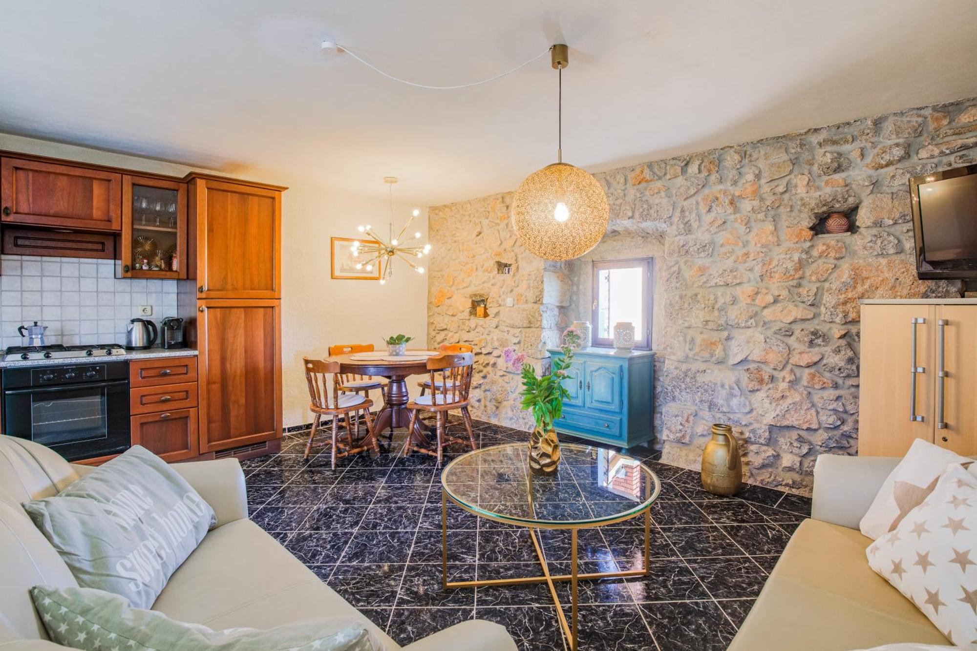 Apartments Lina Vrh  Εξωτερικό φωτογραφία