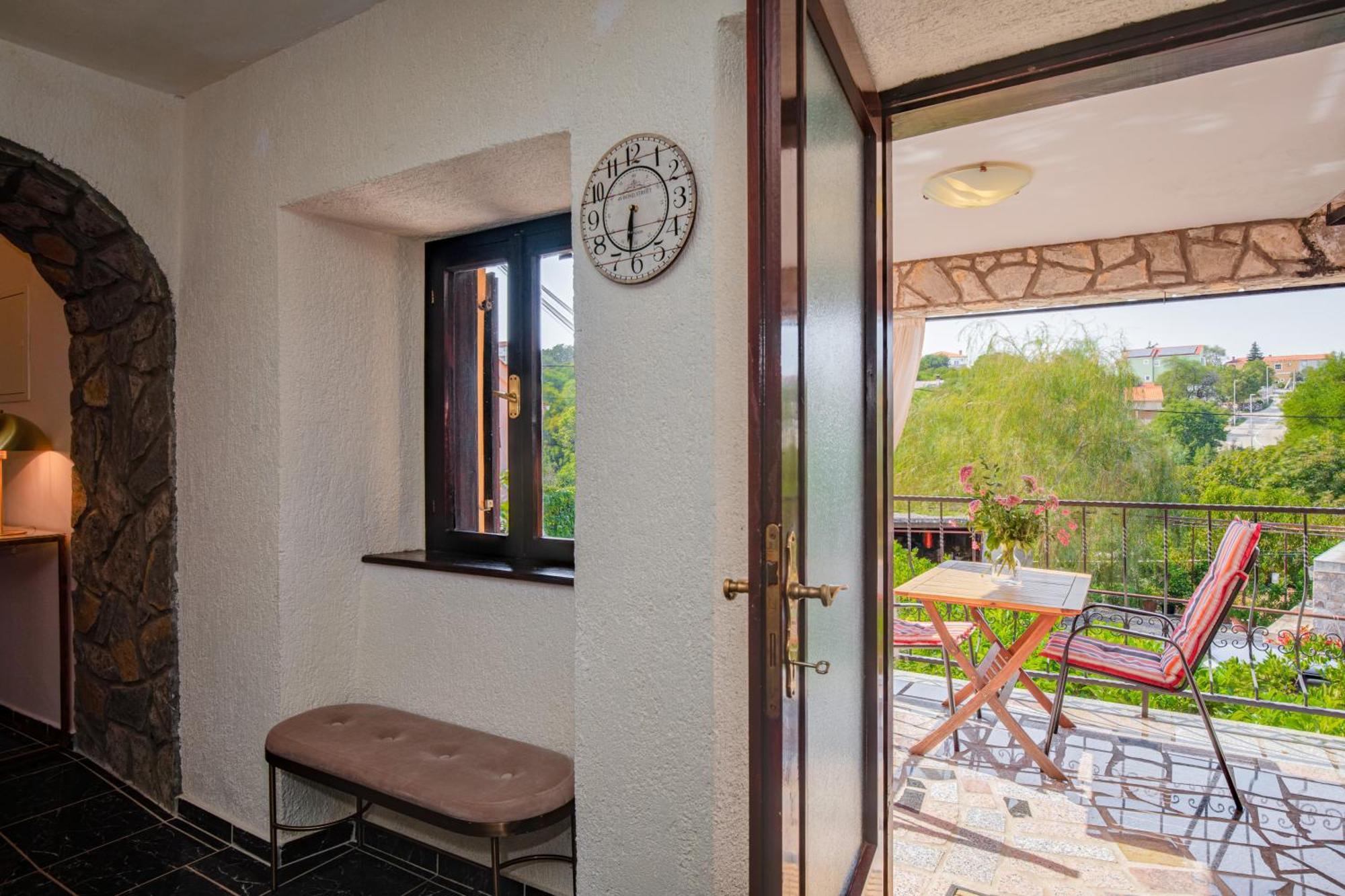 Apartments Lina Vrh  Εξωτερικό φωτογραφία
